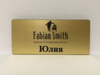 Бейдж пластиковый с магнитом