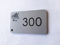 Брелок 80х46х3мм